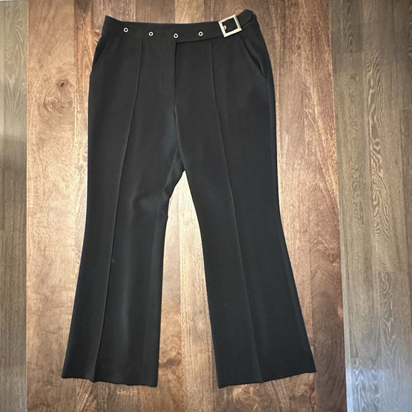 St. John Black Wide-Leg Pants - Picture 13 of 13